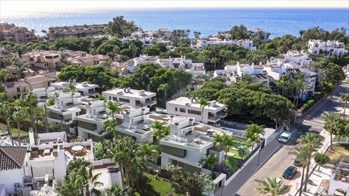 Luksusowa willa w Marbella z basenem i widokiem dom Puerto Banus