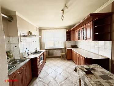 Przestronne 2-pokojowe mieszkanie (52,1 m²) z garażem i pomieszczeniami mieszkanie Nekla, Dworcowa