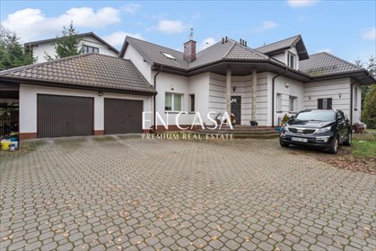 Dwurodzinny dom z potencjałem na działalność, 220 m2 dom Grodzisk Mazowiecki, Stefana Batorego