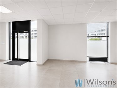 Na wynajem przestronny lokal usługowy 68 m² z witrynami i parkingiem lokal użytkowy Warszawa, Targówek, Wierna