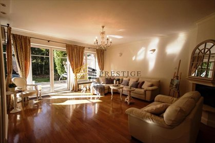 Przestronny dom 210m2 z ogrodem, 4 sypialnie, kominek dom Konstancin-Jeziorna