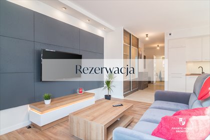 Wynajem 3-pok. apartament z miejscami i komórką mieszkanie Wrocław, Stare Miasto