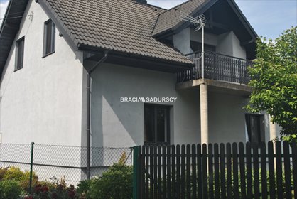 Sprzedam komfortowy dom z dwoma niezależnymi mieszkaniami 180 m² w Cichawie dom Cichawa