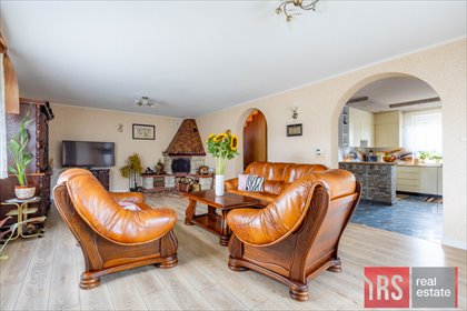 dom na sprzedaż 250m2 dom Laski