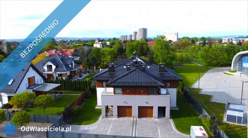 Nowoczesny dom bliźniak z garażem, ogród i taras dom Rzeszów, Drabinianka, Zielona