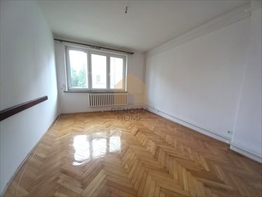 Dwupokojowe mieszkanie z potencjałem w Żarowie mieszkanie Żarów