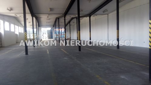 Na wynajem przestronna hala magazynowa 200 m² z bramami i placem w Skierniewicach magazyn Skierniewice