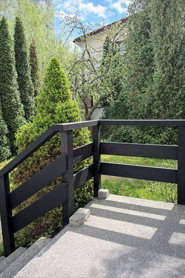 Segment cichy i słoneczny z ogrodem, balkonem i garażem dom Warszawa, Bielany, Stare Bielany