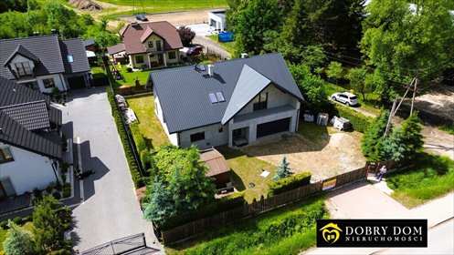 Przestronny dom 341 m² z garażem i dużą działką dom Fasty
