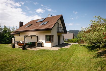 Nowoczesny dom 138 m2 w Łabowej - komfort i natura. dom Łabowa