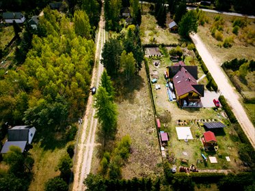Złap orli wzrok na działce w Orle – 1365 m2 działka Orła, Szmaragdowa