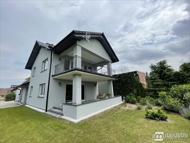 Do sprzedania przestronny dom 160 m² z garażem w Karsku dom Nowogard, Karsk