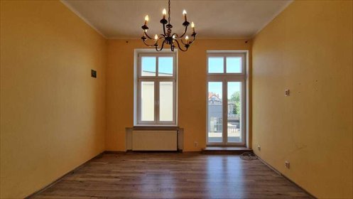 Sopot 2 pokoje 57,9 m² z dużą piwnicą i klimatem kamienicy mieszkanie Sopot, Aleja Niepodległości