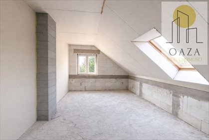 Dom z dużą działką i garażem w Radostach dom Radosty