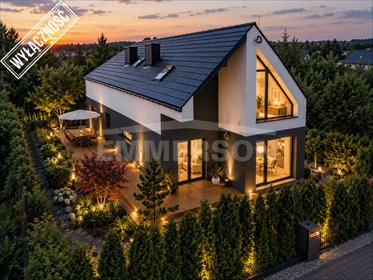 Nowoczesny dom 155 m² z garażem i przeszkleniami. dom Wołowice, Bajeczna