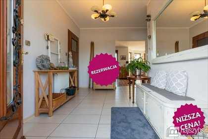 Do sprzedania przestronny dom 150 m² z pięknym ogrodem i garażem dom Nowogard