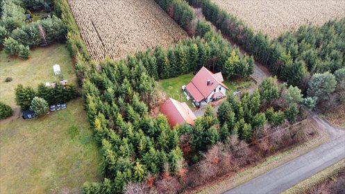 Dom wolnostojący z budynkiem gospodarczym 147 m2 - piękna okolica dom Jelcz-Laskowice