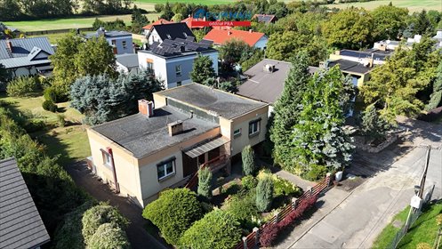 Przestronny dom z dużą działką i widokiem na naturę. dom Chodzież