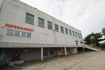 Polecam 1000 m² budynku handlowo-usługowego z parkingiem lokal użytkowy Komprachcice