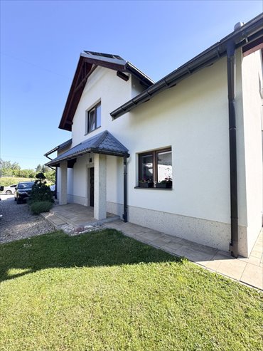 Przestronny dom 289 m² z garażem, kominkiem i ogrzewaniem podłogowym dom Kielanówka