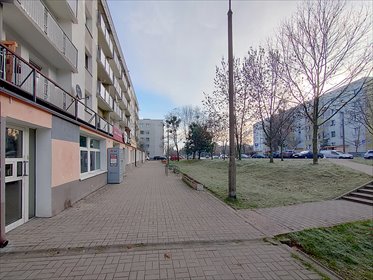 Lokal usługowo-handlowy 79 m2 z wejściem od chodnika lokal użytkowy Radom, Południe, Helleńska