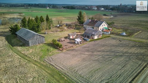 Siedlisko z potencjałem 200 m2 na dużej działce 4370 m2 dom Lubomino