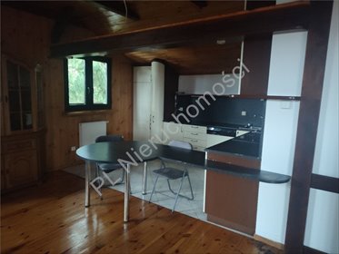 Na sprzedaż przestronny bliźniak 450 m² z 8 sypialniami i ogrodem dom Michałowice