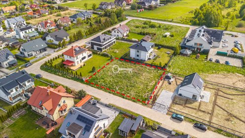 Działka 1001 m² z pełnym uzbrojeniem, blisko Gdyni działka Mosty, Wichrowa