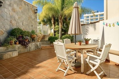Przestronny dom 320 m² z 4 pokojami w Fuengirola dom Fuengirola