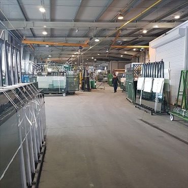 Lokal użytkowy na sprzedaż Jasin 4 744m2 Foto 1