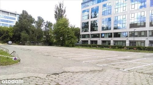 Wynajem miejsc parkingowych na Mokotowie z ochroną i monitoringiem. garaż Warszawa, Mokotów, ul. Marynarska