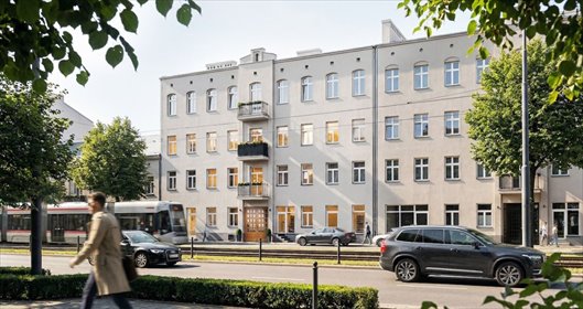 Przebudowana kamienica z wysokim stropem, blisko Parku mieszkanie Warszawa, Praga-Południe, Grochowska