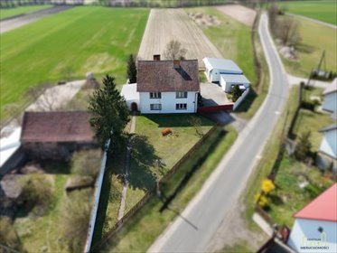 Zadbany dom z dużą działką i potencjałem biznesowym dom Wojciechowo