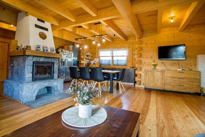 Dom z bali 100 m² z fotowoltaiką i tarasami dom Wierzbica