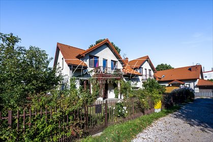 Przestronny dom 142 m² z ogrodem i garażem. dom Legionowo