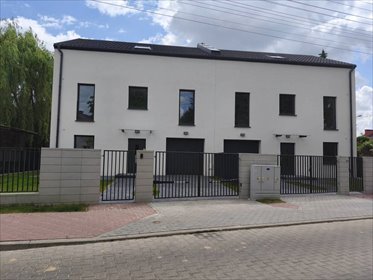 Nowoczesny dom 199 m² z garażem, tarasem i ogrodem dom Świdnik, Partyzantów