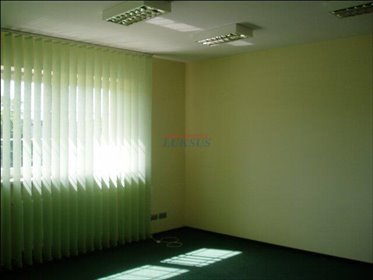 Lokal biurowy 30 m² w centrum Piaseczna (parking) lokal użytkowy Piaseczno, Piaseczno, Kościuszki 21