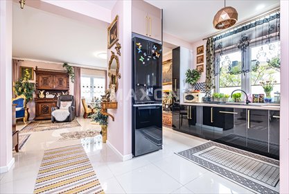 Stylowy dom z ogrodem, basenem i garażem 2-stanowiskowym dom Nieporęt