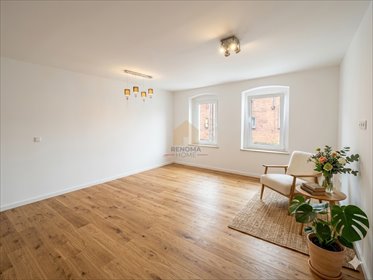 Polecam dwupoziomowe mieszkanie 59,6 m² z dużym potencjałem w Kłodzku mieszkanie Kłodzko