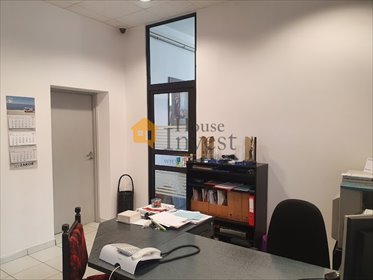 Polecam funkcjonalny lokal 120 m² z własnym parkingiem i alarmem lokal użytkowy Legnica, Złotoryjska