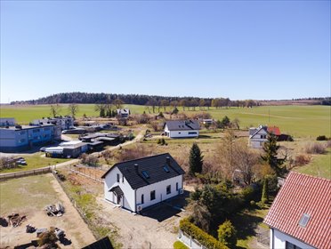 Nowoczesny dom bliźniak 70m2 z ogródkiem, gotowy do wykończenia dom Wyczechowo