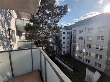 Przestronne 3-pokojowe mieszkanie z balkonem i garażem mieszkanie Ząbki, Powstańców