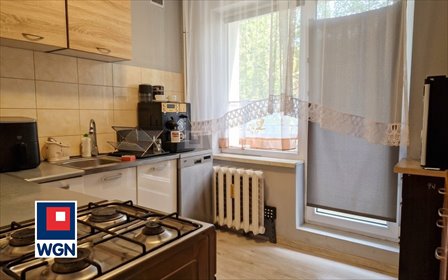 Przestronna kawalerka z balkonem w Wiechlicach – gotowa do wprowadzenia mieszkanie Wiechlice, Brzozowa