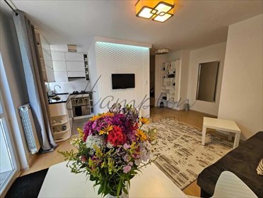 Do sprzedania funkcjonalna kawalerka 26 m² z garderobą i balkonem mieszkanie Warszawa, Wola Nowolipki