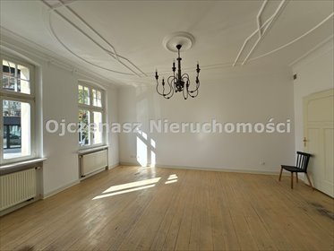 Urokliwe 4-pokojowe mieszkanie w odrestaurowanej kamienicy mieszkanie Bydgoszcz, Centrum
