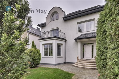Przestronny dom 330 m² z garażem i nowoczesnymi rozwiązaniami dom Warszawa, Wilanów, Rumiana