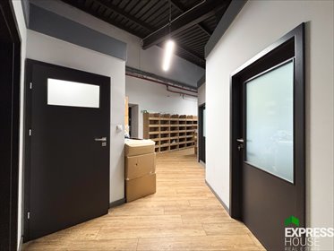 Magazyn i biuro 1361 m² z rampą, aranżacją i możliwością wejścia od ulicy lokal użytkowy Częstochowa, Stare Miasto, Ogrodowa