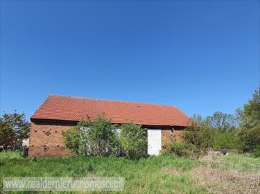 Polecam działkę 1020 m² z budynkiem gospodarczym w Pławiu działka Pław