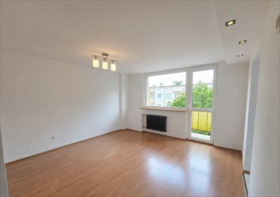 Przestronne 2-pokojowe mieszkanie z balkonem i piwnicą mieszkanie Żagań, Szprotawska