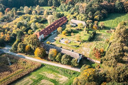 Folwark z historią - hotel, dom i 1,7 ha ziemi w Kończycach lokal użytkowy Hażlach, Kończyce Wielkie, Kończyce Wielkie, Zamkowa